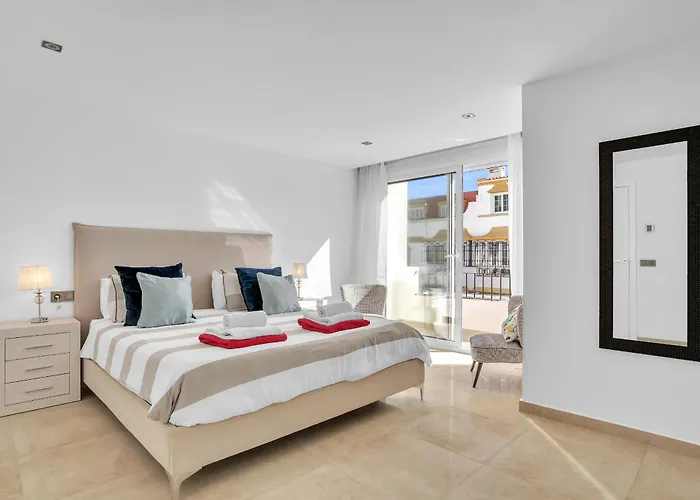 Casa Adriana - Marbellamar Modern Townhouse By Finest Holiday home *